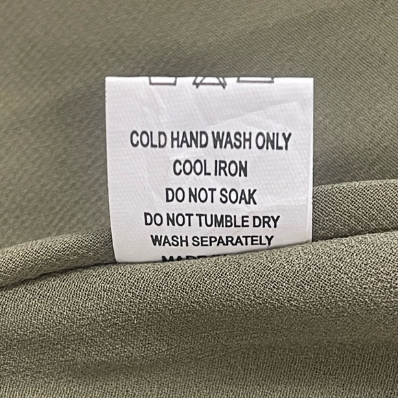 Jagger & Stone Elegant Olive Green Mini Dress with Puff Sleeves. size 4 - Picture 12 of 12